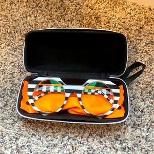 Voogueme Black and White Striped Eyeglass Frames